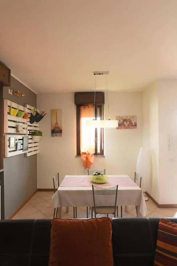 B&B Villa Lodigiana ブルゲーリオ 0*,